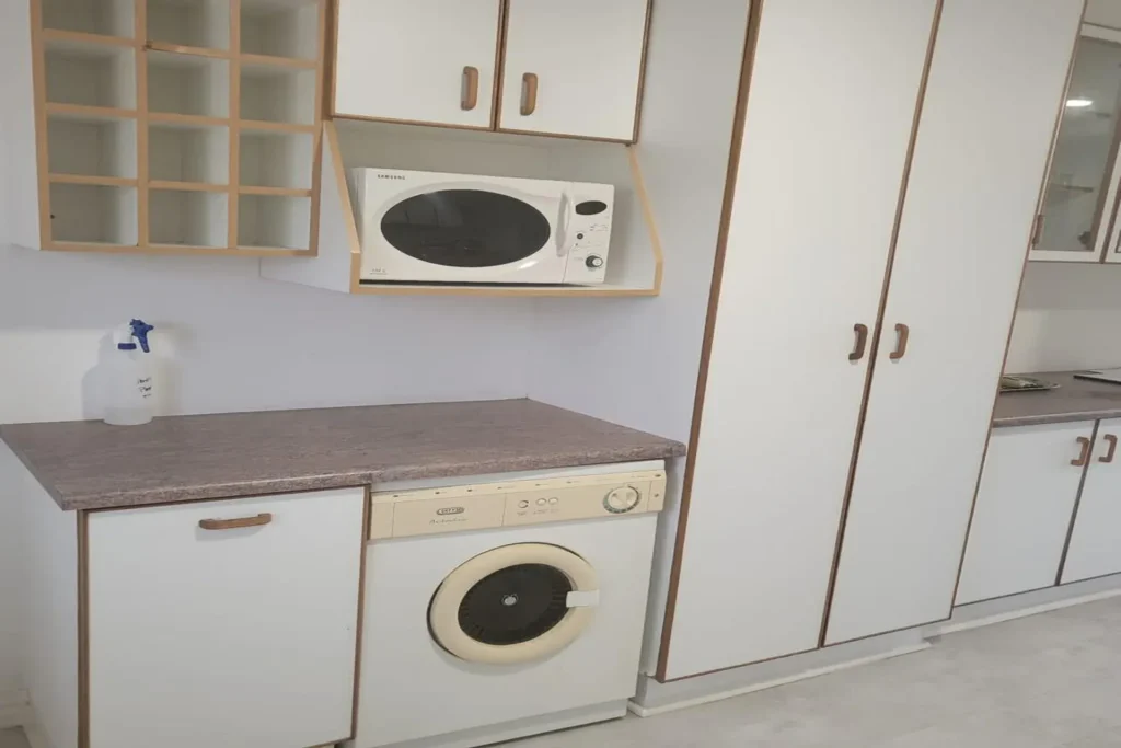 Astove – 3