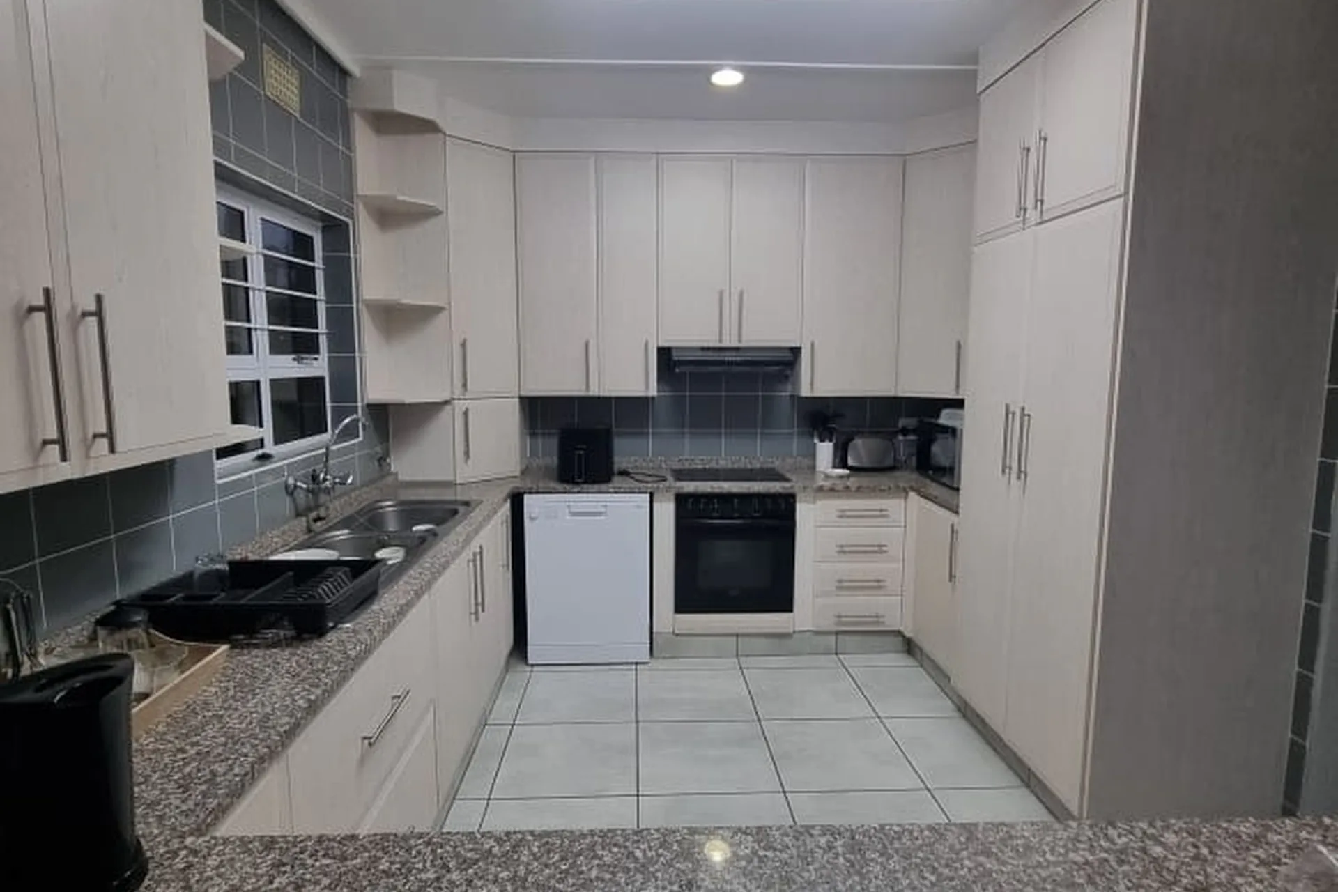 Uvongo Chalets ~ 8